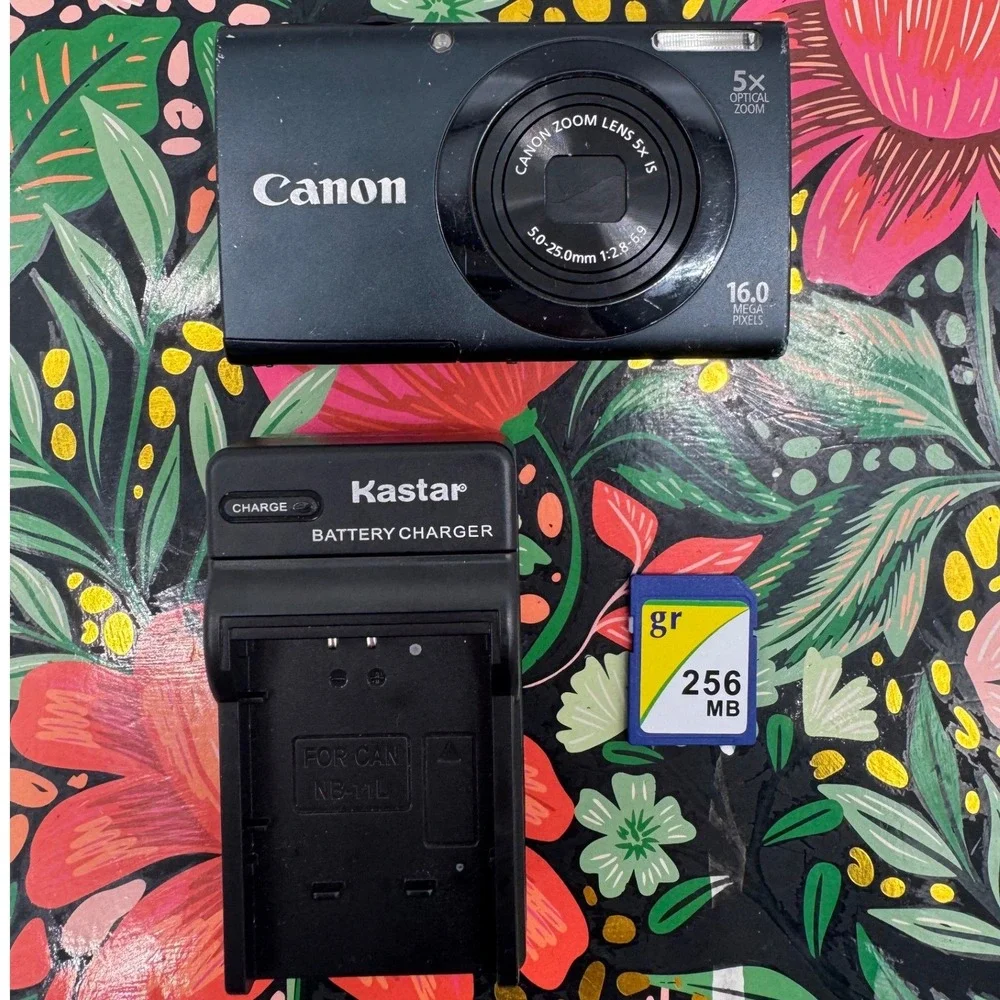 Canon PowerShot A3400 IS Digital Camera Black 16MP 5x Zoom HD Video Bundle